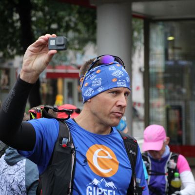 Die GoPro​ ist am Start. Das Team "exito Gipfelstürmer" hält das TAR-Abenteuer in einem Film fest.