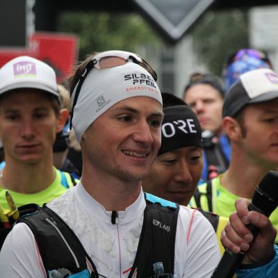 Kurz vor dem Start taucht auch Trail-Freund Thomas Farbmacher​ auch. Ein äußest sympathischer Sportler mit einer tollen Supporter-Familie ;-)