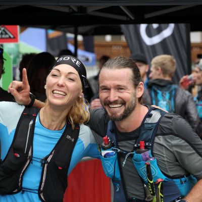 In der Kategorie Mixed dominierte die Münchnerin Eva Sperger an der Seite von Jamie Ramsay in 5:06:13,2 Stunden.