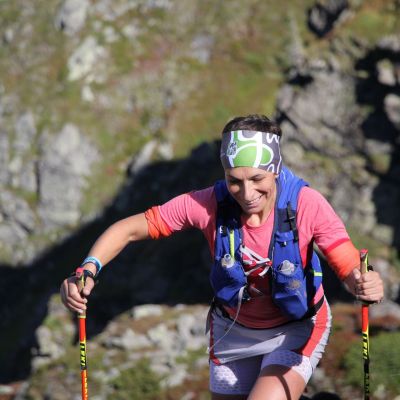 Sie hat wie immer Spaß auf den Trails.