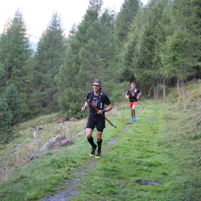 Kurz hinter den beiden führenden Teams tauchen die aktuellen Gesamt-Leader auf. Das Duo Hannes Namberger / Markus Mingo. Sie werden später 2.