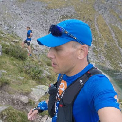 Auf der anderen Seite geht es wieder abwärts.