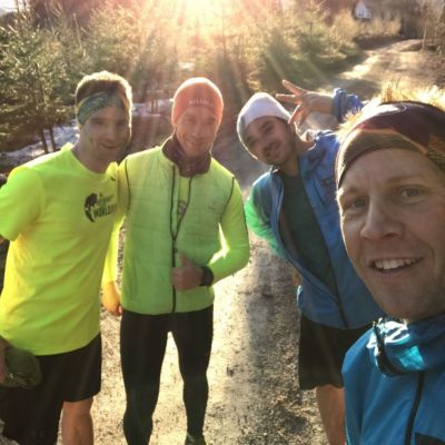 April 2018: Sunny morning trailrun! Im Rahmen des gemeinsamen Meetings mit unserem Kunden BLUE TOMATO und unserem Partner Google in Schladming ging es mit den ersten Sonnenstrahlen hinaus auf die Trails in der Ramsau.