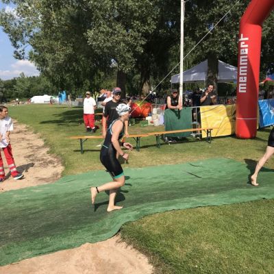 Juni 2018: Aneta verbessert beim Rothsee Triathlon 2018 ihre Vorjahreszeit um 4 Minuten.