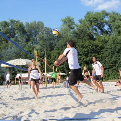 Juni 2018: Fünfte Teilnahme der exito Beachvolleyballer beim Firmenbeachcup Nürnberg des ESV Flügelrad.