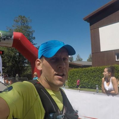 Juni 2018: Trail-Meister und Ultrarunner Stefan vertritt das Team "exito Gipfelstürmer" auf der 70,3 km langen "UltraRun"-Distanz beim SachsenTrail im Erzgebirge und belegt den 6. Platz (AK 1. Platz).