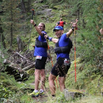 September 2018, Transalpine Run: Ein bisschen Zeit für ein Foto hatten die beiden Gipfelstürmer immer.