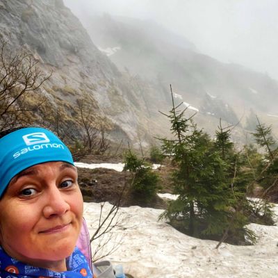 Jenni macht währenddessen Bekannschaft mit Schneefeldern.