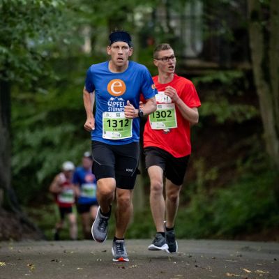 2022: Stefan bewältigt knackige Höhenmeter auf dem anspruchsvollen Kurs.