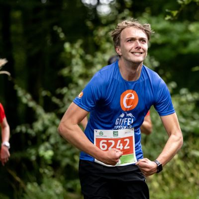 2022: Dominik strotzt nur so vor Energie.