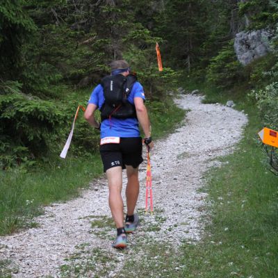 Und weiter geht es. Über Stöttlbach zum Gasthaus Arzkasten.