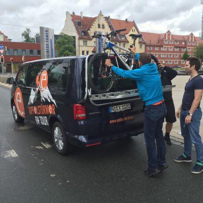 Aber jetzt erst einmal ganz von vorne ;-) Am Freitag wurde (nach einem Jahr) der Fahrradtr&auml;ger des exito Action Vans eingeweiht. Das Bike wurde zur Realisierung des "verr&uuml;ckten" Support-Plans gebraucht ;-)