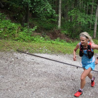 Die spätere Siegerin Kristin Berglund liegt am Eibsee​ noch auf Platz 2.