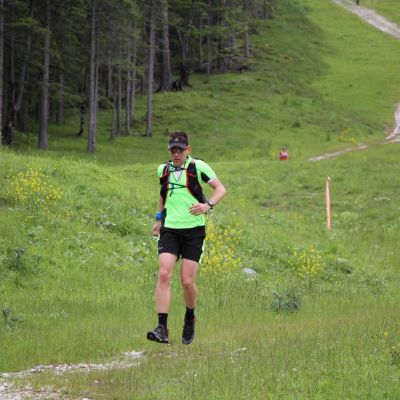 Stefan kommt die Skipiste bei der Gamsalm Ehrwald​ herunter. Zu dem Zeitpunkt auf Platz 62.