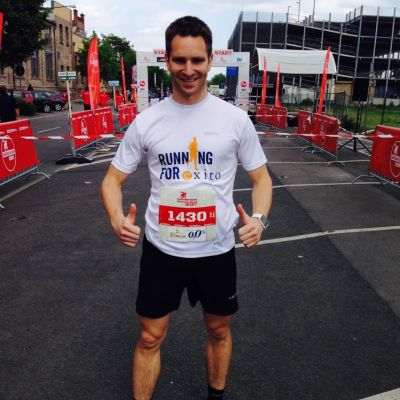 Mai 2015: Bart legt in Frankfurt einen TOP-Start in die Urbanian Run​ Hindernislauf-Serie 2015 hin. In 45:27 Minuten landete unser Gipfelstürmer über die 10 KM Distanz auf Platz 16 und wurde in seiner Altersklasse sogar Dritter. Gratulation und RESPEKT! Unter anderem musste Bart bei diesem Abenteuer über Autos springen und einen Reifenberg überwinden ;-)
