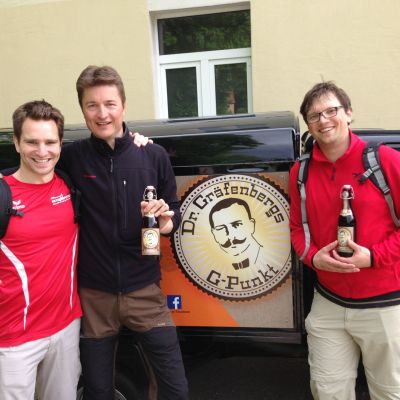 Finale und gleichzeitig "H&ouml;hepunkt" der Wanderung von Pegnitz nach Gr&auml;fenberg. Dr. Gr&auml;fenbergs G-Punkt Bier als Belohnung f&uuml;r 40 stramme KM auf dem Fr&auml;nkischen Gebirgsweg sowie dem Oberfr&auml;nkischen Jakobsweg.