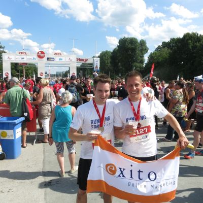 Geschafft! Ziel erreicht. Platz 44 und 45 für unsere Helden Bart und Stefan während des Urbanian Runs 2014 in Nürnberg.