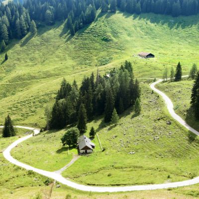 Im Hintergrund die BaumoosAlm​, unser "Domizil" für 4 Tage ...