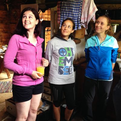 Freya, Pamela und Kerstin - HAPPY auf der BaumoosAlm​.