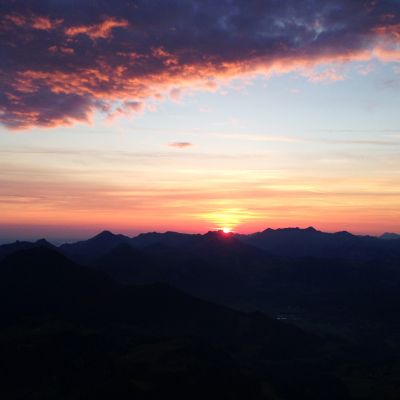 Sonnenaufgangstour über die Himmelmoosalm auf den Brünnstein (1.634 m).