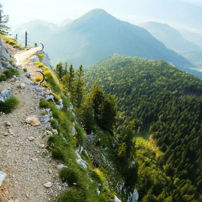 Peter, Lukas, Bart und Jochen auf dem Klettersteig "Dr.-Julius-Mayr-Weg" vom Brünnsteingipfel zum Brünnsteinhaus.