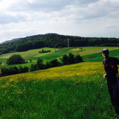 Blick in Richtung Moritzberg. Nach dem Abstieg vom Nonnenberg.