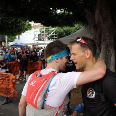Eine Umarmung unter Trailrunnern!!!