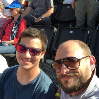 Mai 2017: Tobi und Michael bestaunen großes Tennis. Mit dem Team Nürnberg beim Nürnberger Versicherungscup.