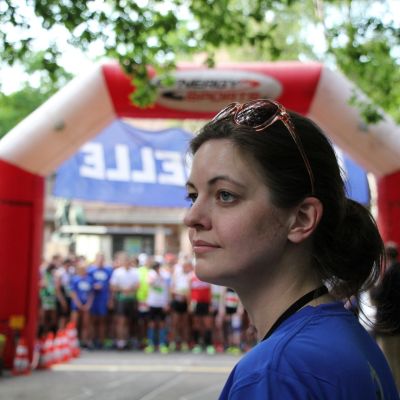 2017: Tiergartenlauf Nürnberg​ Co-Organisatorin Katrin Schneider​ beobachtet das Geschehen ;-)