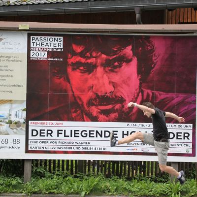 Da mussten wir einfach anhalten. Unser fliegender Holl&auml;nder Bart fliegt dann auch wirklich grandios durchs Bild ;-)