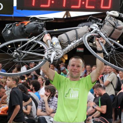 Auf seine 800 km lange Anreise kann er wirklich stolz sein. MEGA-Respekt!
