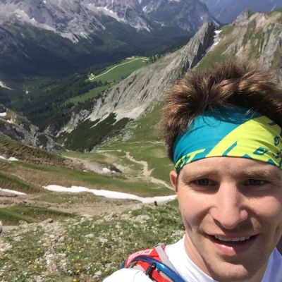 Bart genießt die alpine Landschaft. Dieses Jahr endlich mal bei Sonnenschein ...