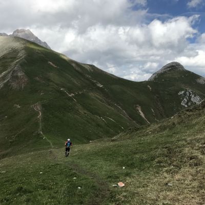 Thomas ist währenddessen auf dem Weg zwischen der Pestkapelle und der Hämmermoosalm​.