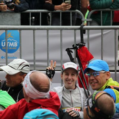 Gemeinsam mit Basilia verbringt Stefan die Zeit vor dem Start ...