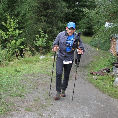 Stefan schiebt sich die letzten Meter nach Champex-Lac hinauf.