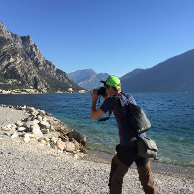 Trail-Fotograf Jochen bringt sich in Stellung.