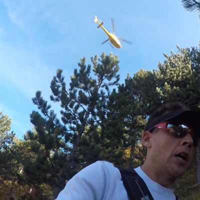 Ob Stefan hier gemerkt hat, dass er gerade den Heli filmt ... ??