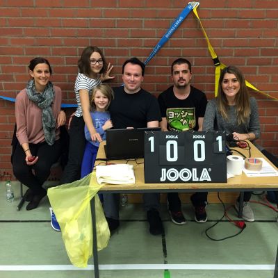 November 2017: Tischrichter-Team. Ehrenamtlicher Einsatz bei der Deutschen Jugendmeisterschaft 2017 im Goalball.