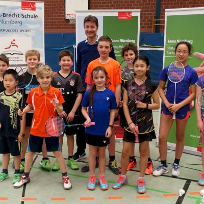 März 2018: Unser Jochen hatte zum vierten Mal die Ehre, im Namen der Förderinitiative "Team Nürnberg" einen Sportler des Monats auszeichnen. Für den Monat Februar 2018 wurde das Badminton-Nachwuchstalent Aurelia Wulandoko vom TSV 1846 Nürnberg auserwählt und bekam das von exito zur Verfügung gestellte Preisgeld in Höhe von 500 Euro.