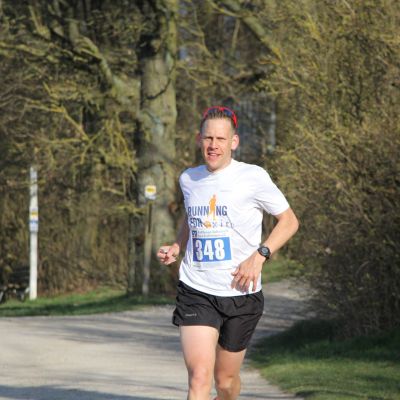 Am Kloster Banz l&auml;uft Stefan auf Platz 4 vorbei.