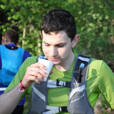 Martin ist Jahrgang 1995 und damit der mit Abstand jüngste Teilnehmer in der Spitze des Feldes.