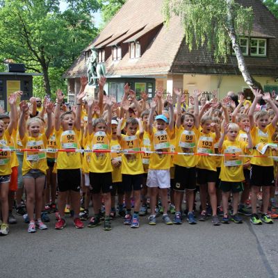 Und noch eine Runde "LA OLA". Kids, ihr seid SPITZE!