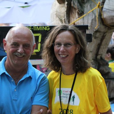 Orgsanisatorin Anette mit Gerhard vom Co-Sponsor VGN.