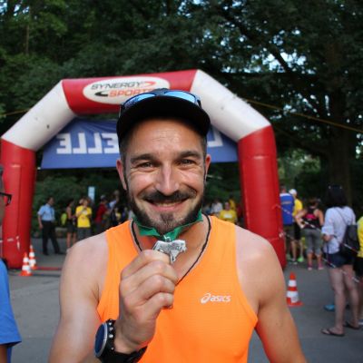 Michi, ACHTUNG! Der Löwe beißt zurück ;-)