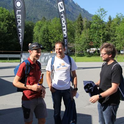 Kurz nach der Ankunft in Grainau: Trail-Talk mit Thomas Farbmacher, dem ZUT-Sieger aus den Jahren 2016 und 2017.