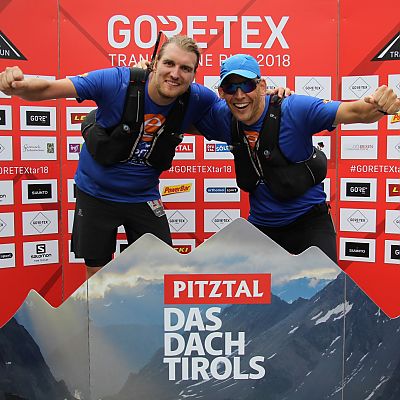 Ein erfolgreicher Tag für das Team "exito Gipfelstürmer". Die Königsetappe von Imst ins Pitztal ist im Kasten. Stefan und Lars beenden den Lauf in 7:26:37,3 auf Platz 19.