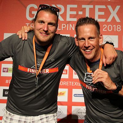 September 2018, Transalpine Run: Gratulation, Jungs! Stefan und Lars absolvieren als Team "exito Gipfelstürmer" den härtesten Team-Etappenlauf weltweit.