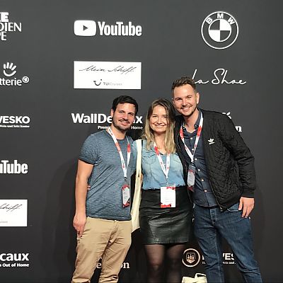 September 2018: Katharina und Tobias treffen beim YouTube Festival in Berlin auf exito Alumnus Lukas.