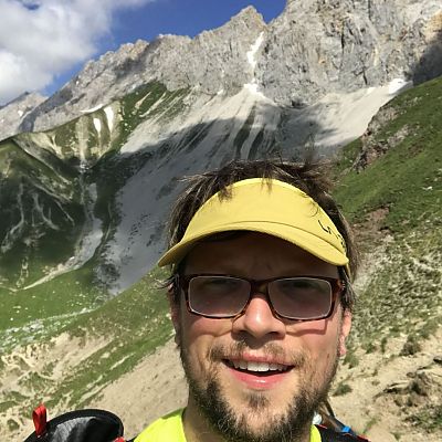 Juni 2018: Zugspitz Ultratrail 2018. Trailrunner Peter beim Supertrail auf dem Scharnitzjoch.