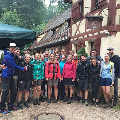 Juli 2018: Alljährliche Team-Wanderung auf den Moritzberg.